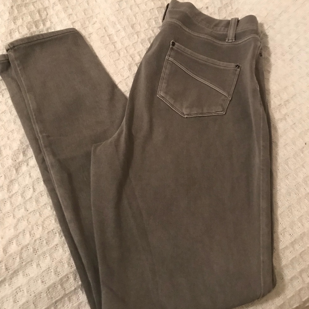 Gray jeggings